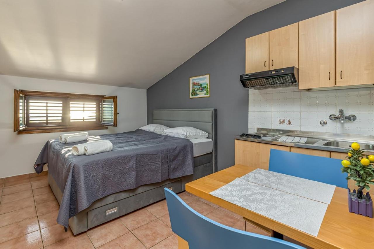 Apartment-Haus Wolbeck Cervar-Porat ภายนอก รูปภาพ
