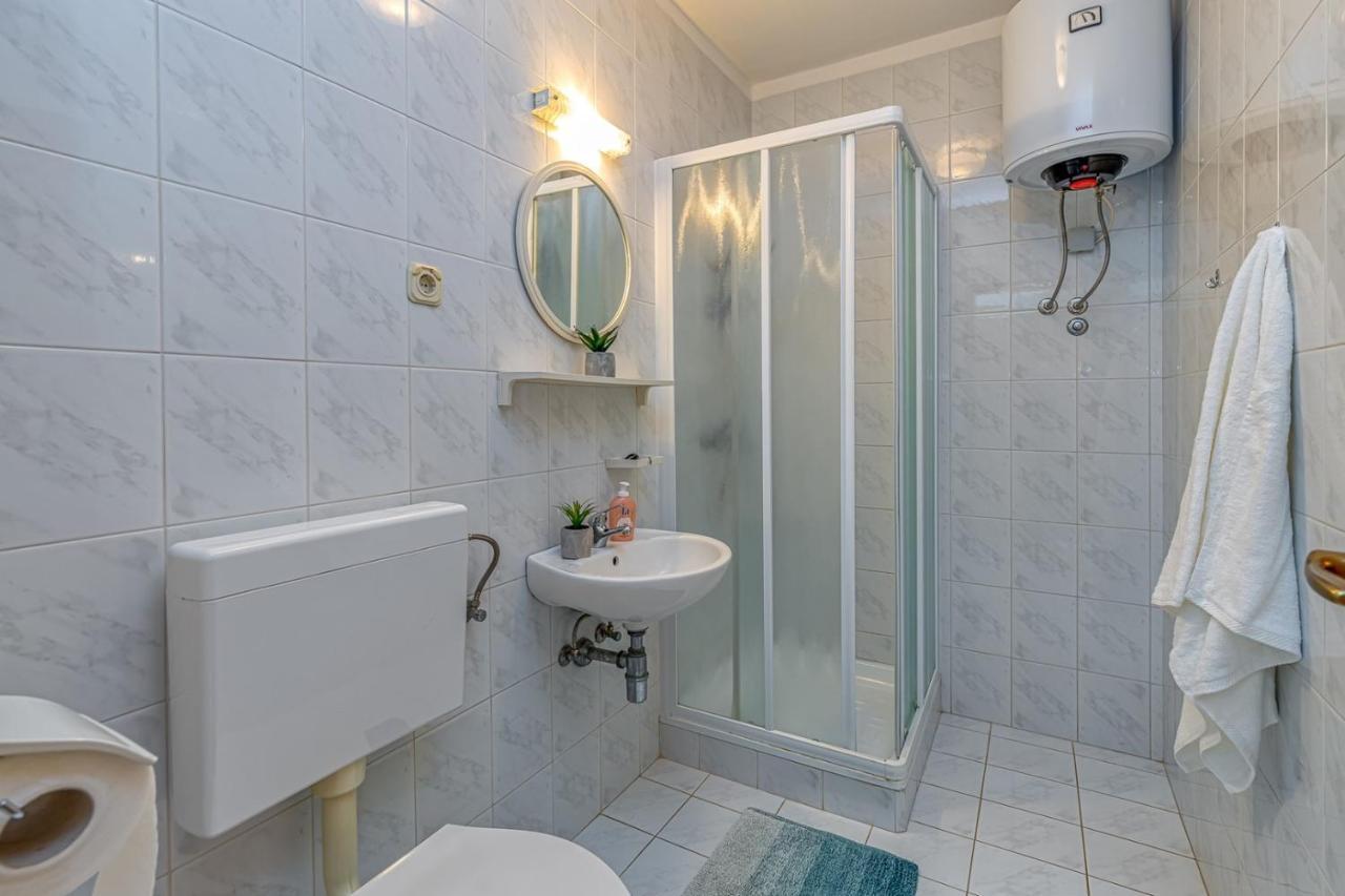 Apartment-Haus Wolbeck Cervar-Porat ภายนอก รูปภาพ