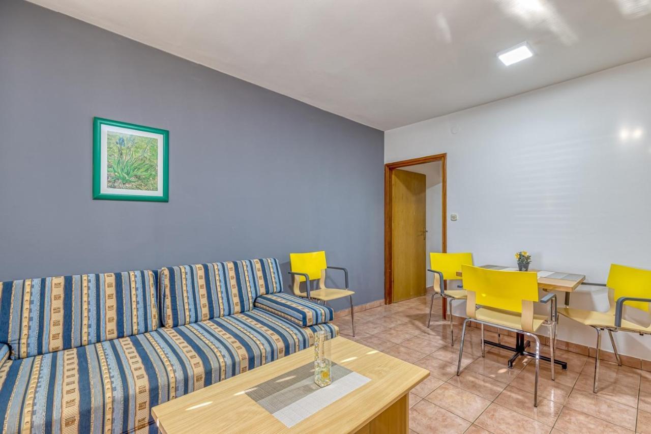 Apartment-Haus Wolbeck Cervar-Porat ภายนอก รูปภาพ