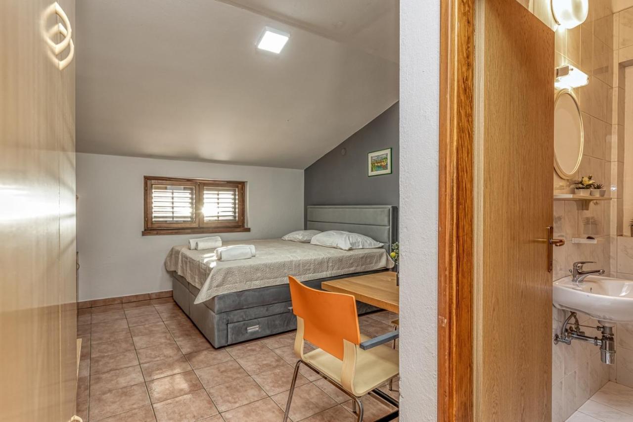 Apartment-Haus Wolbeck Cervar-Porat ภายนอก รูปภาพ
