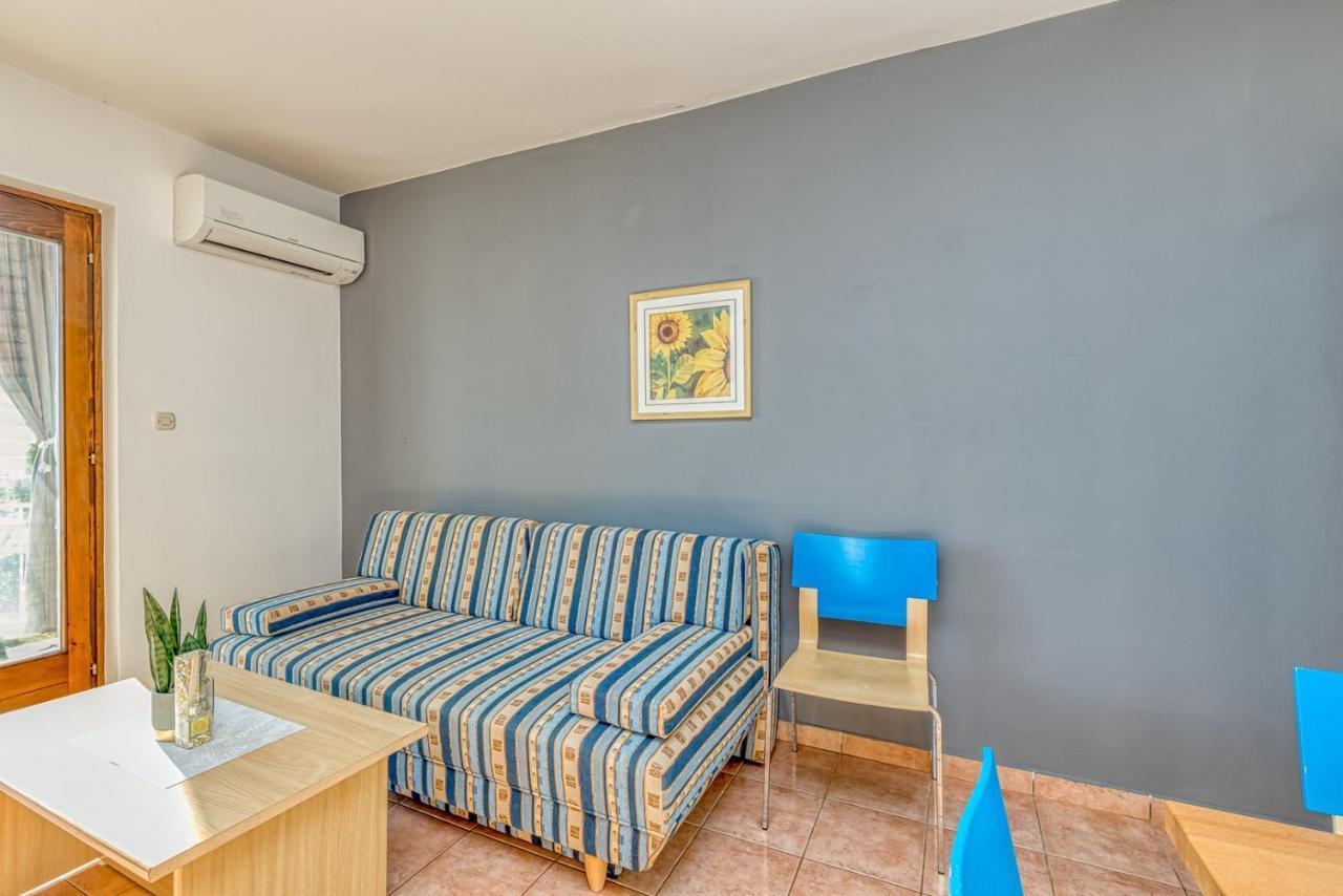 Apartment-Haus Wolbeck Cervar-Porat ภายนอก รูปภาพ