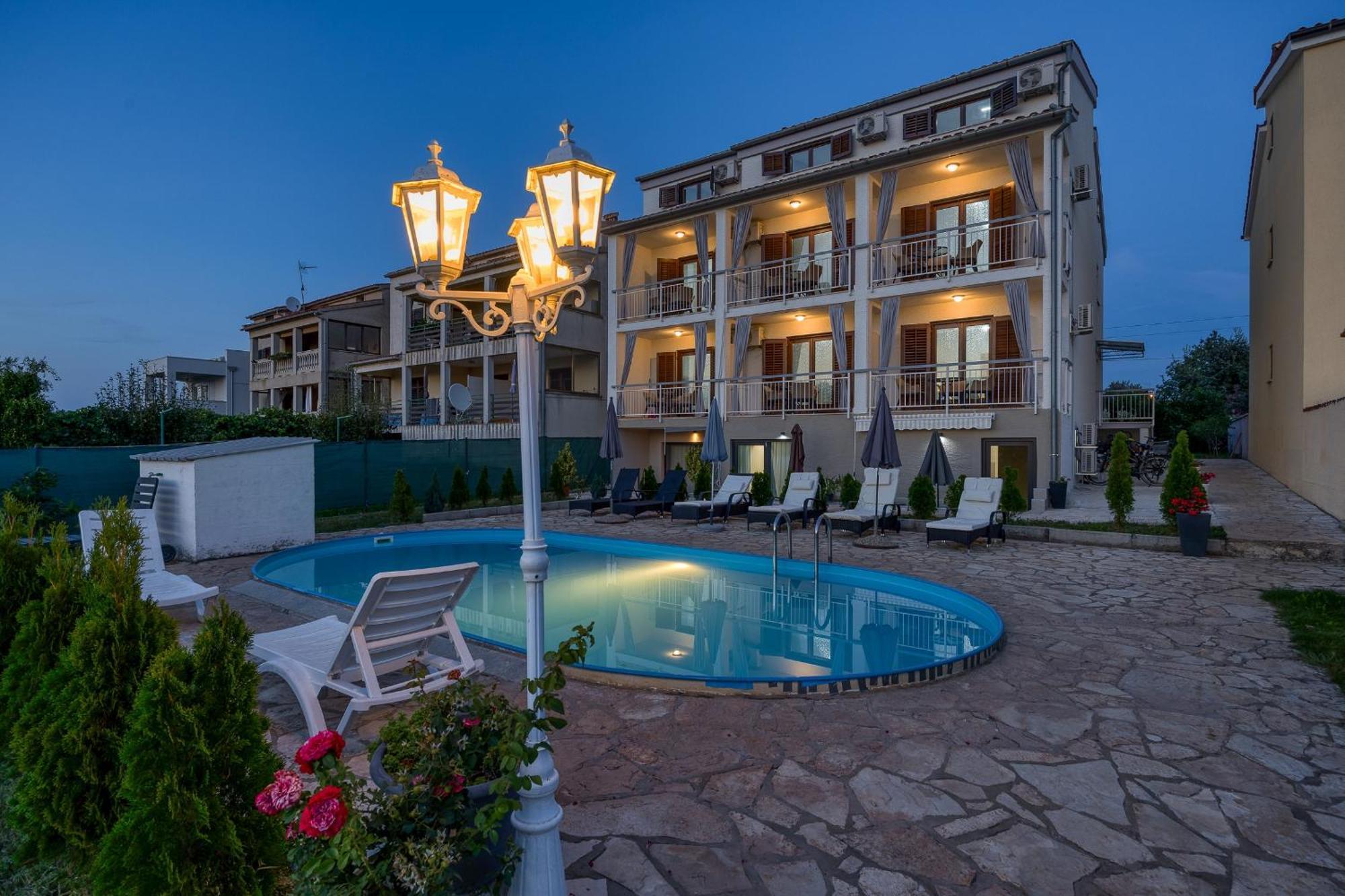 Apartment-Haus Wolbeck Cervar-Porat ภายนอก รูปภาพ
